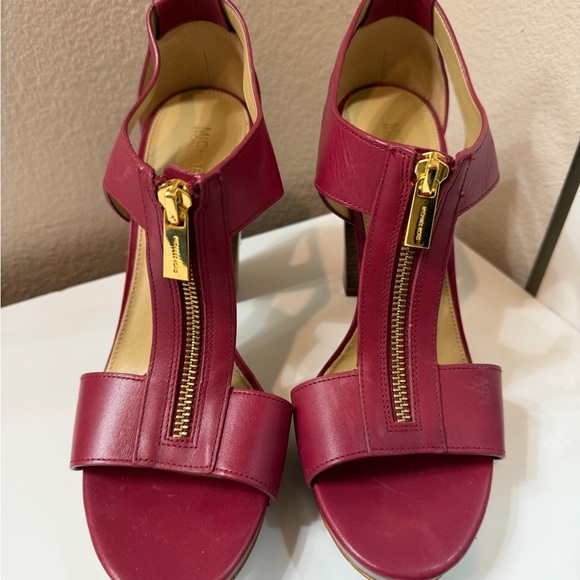 Michael Kors Shoes - Michael Kors Magenta Leather T-Strap Heeled Sandals with Gold Zipper